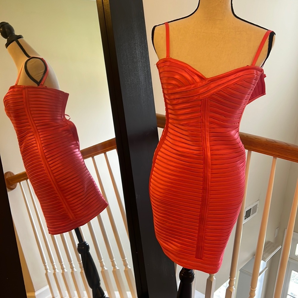 BCBG | coral bodycon dress